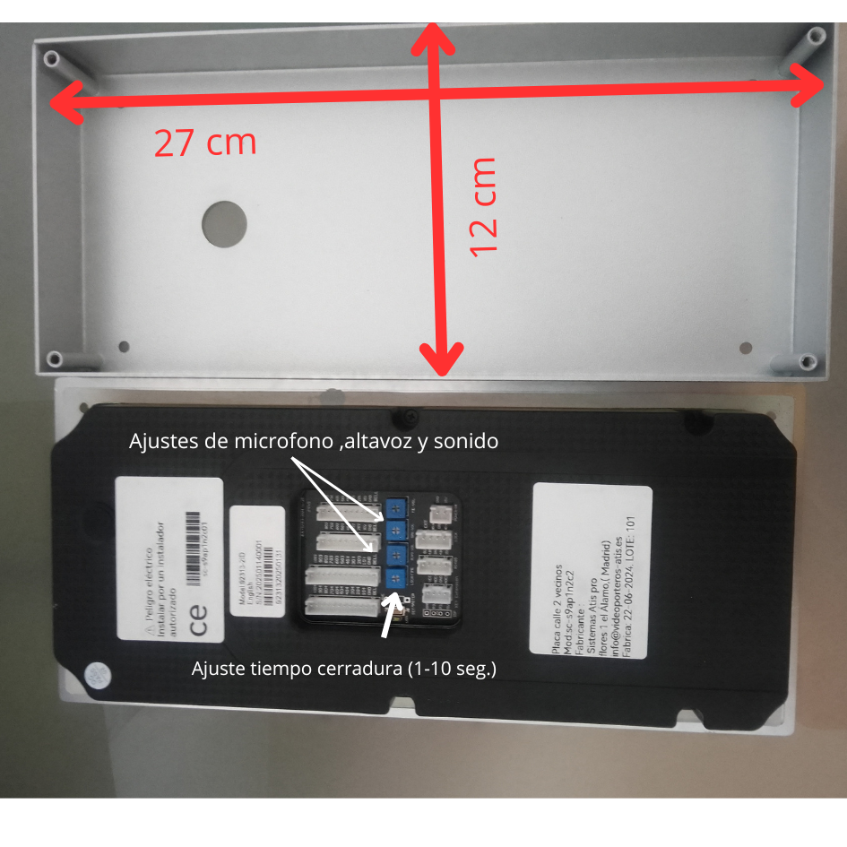 Placa calle de portero automático con lector RFID antivándalica 8  vecinos . Para empotrar y superficie